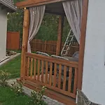Zagroda Pod Gontem *