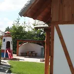 Ferienhaus Zagroda Pod Gontem