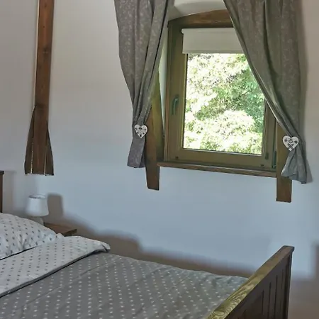 Zagroda Pod Gontem Dom wakacyjny Kopalino