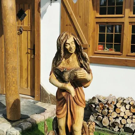 Zagroda Pod Gontem Holiday home Kopalino