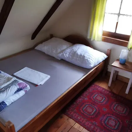 Zagroda Pod Gontem Feriehus Kopalino