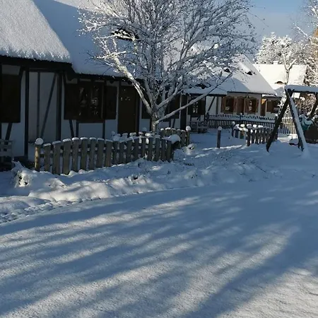 Feriehus Zagroda Pod Gontem Kopalino