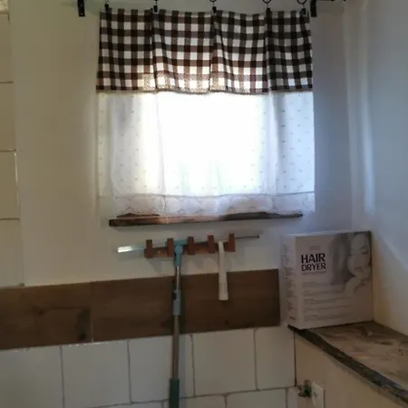 Zagroda Pod Gontem Nyaraló