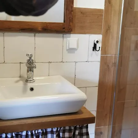 Nyaraló Zagroda Pod Gontem *