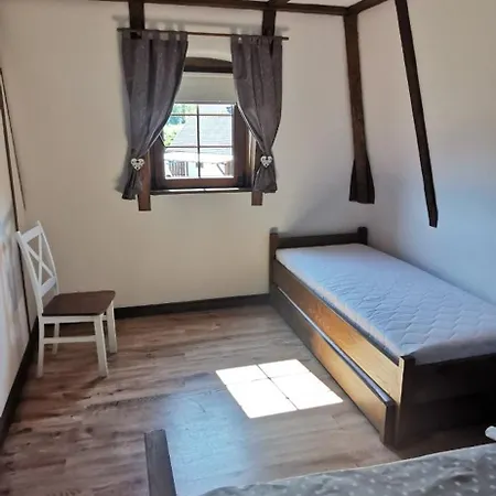 Zagroda Pod Gontem Nyaraló Kopalino