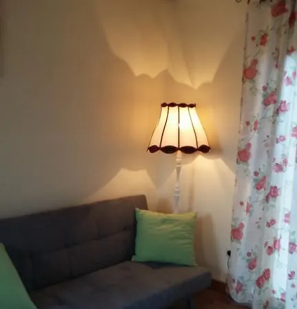 Zagroda Pod Gontem Semesterbostad Kopalino