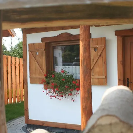 Zagroda Pod Gontem * Kopalino