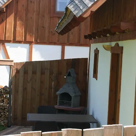 Semesterbostad Zagroda Pod Gontem