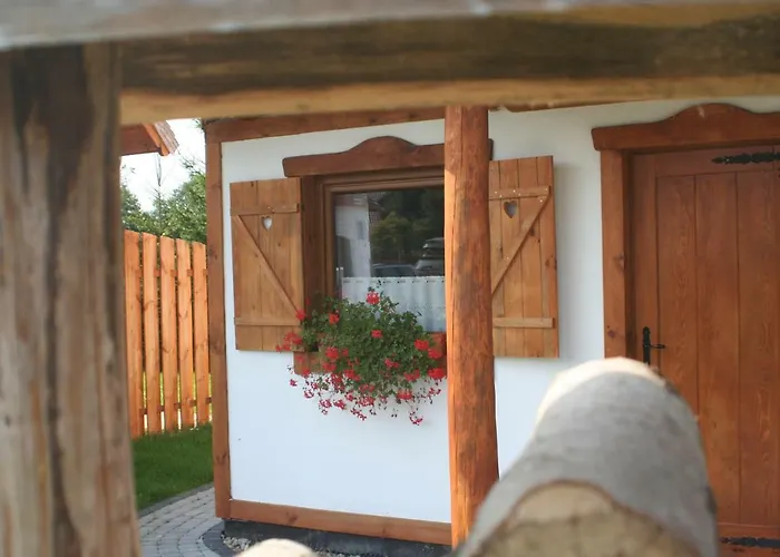 Zagroda Pod Gontem * Kopalino